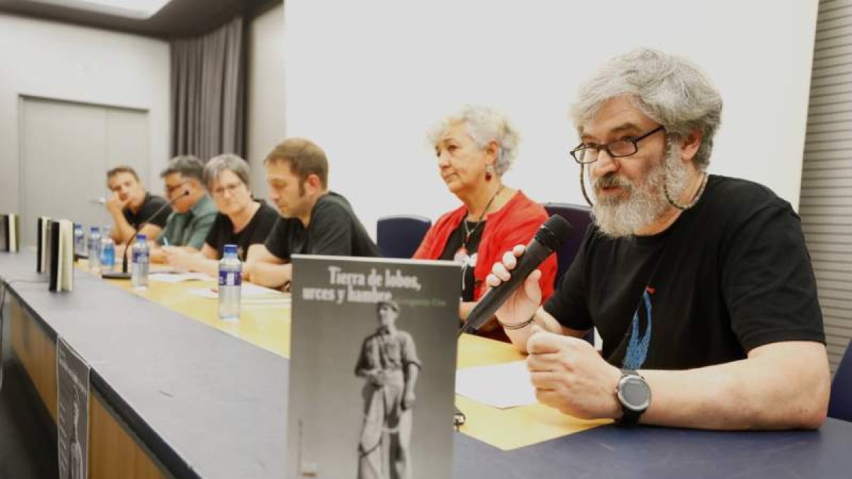 Jesús Palmero, Marisa Rodríguez, José Serrano, Toñi Reinares, Ignacio Redondo y Alberto Flecha. RAMIRO