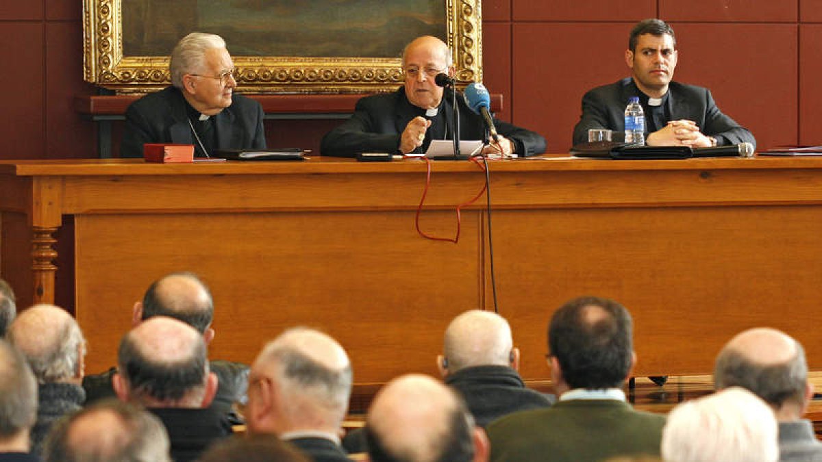Julián López, Ricado Blázquez y José Sánchez. F. OTERO PERANDONES