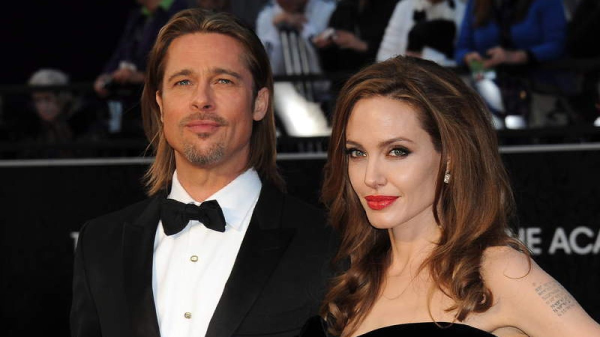 Brad Pitt y Angelina Jolie, a su llegada a los premios Oscar en Los Ángeles, en una imagen de archivo.