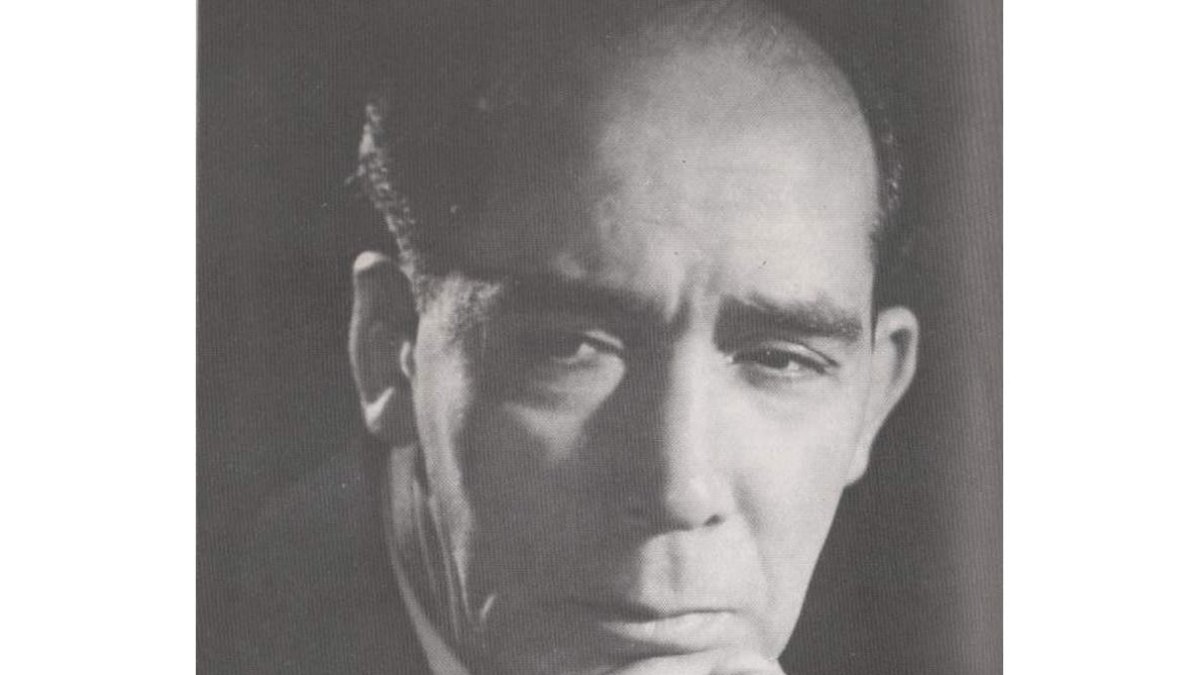 Alejandro Casona al volver del exilio en 1962