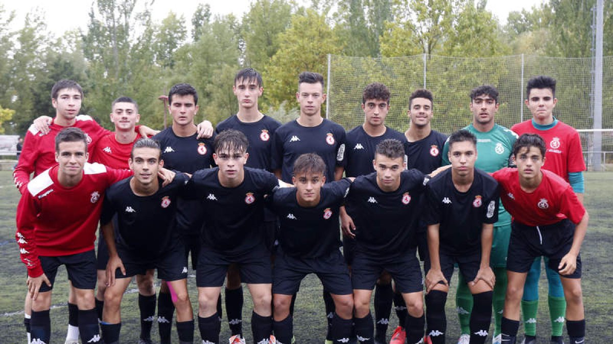 Formación del equipo de la Cultural B que disputa la final del ascenso a Liga Nacional Juvenil. FERNANDO