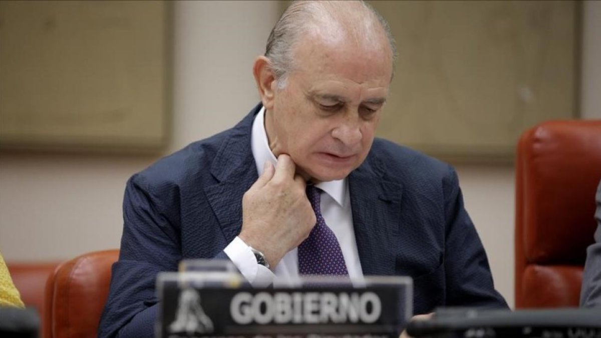 Jorge Fernández Díaz, durante una intervención en el Congreso de los Diputados