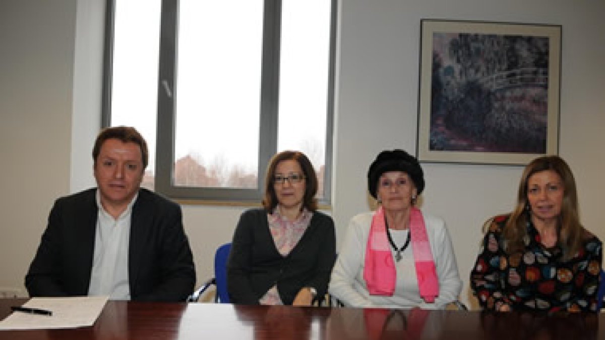 José Luis Palomo, Regina Granja, María Rubio y Ana María Rodríguez.