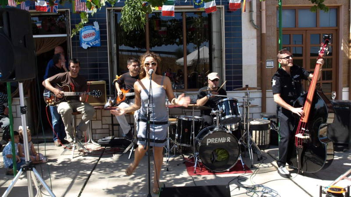 El conjunto leonés Swing Combo protagonizará hoy, a las 20.00 horas, el primer gran concierto del festival.