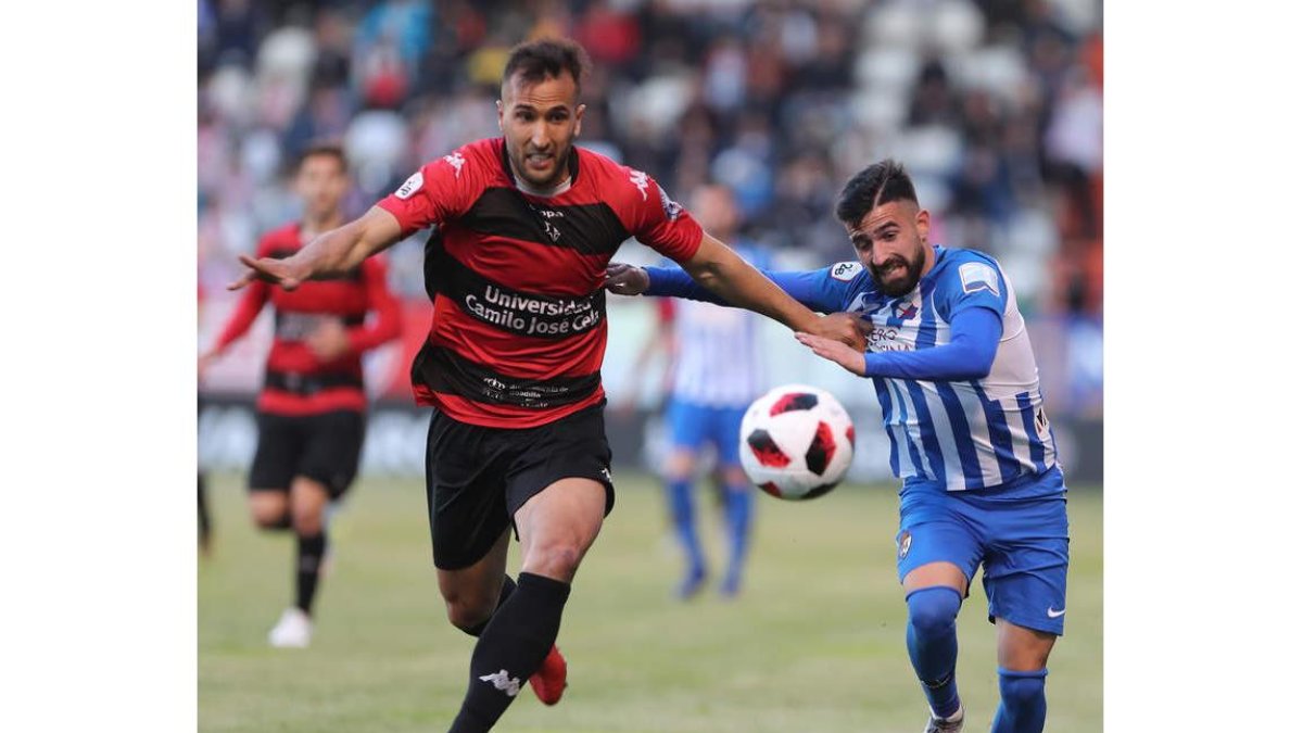 La Deportiva tiene tres semanas por delante para conseguir la clasificación para el play off. L. DE LA MATA
