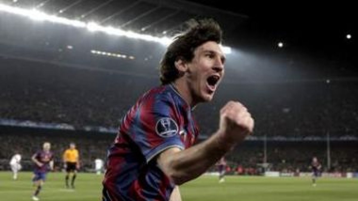 Messi, que volvió a liderar la victoria del Barça, celebra uno de los goles conseguidos ante el Stut