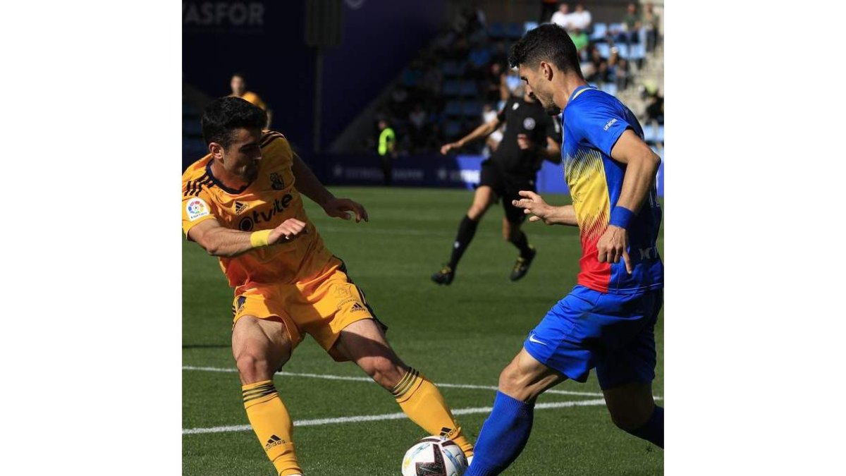 Pascanu está a un partido de llegar a los 100 con la Deportiva. LOF