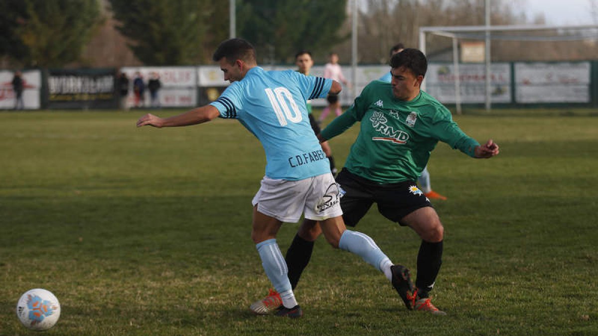 El equipo capitalino le devolvió la moneda al berciano en el derbi de la segunda vuelta. FERNANDO OTERO
