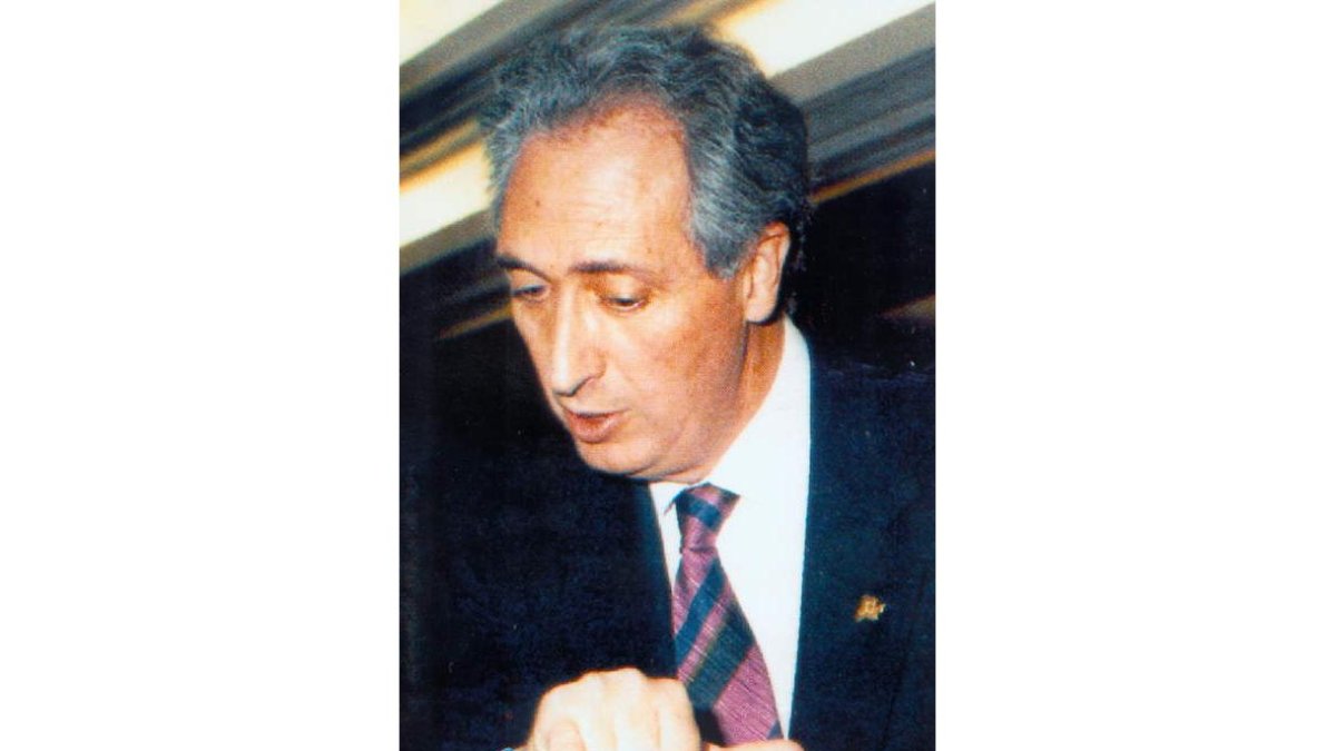 Publio Cordón.