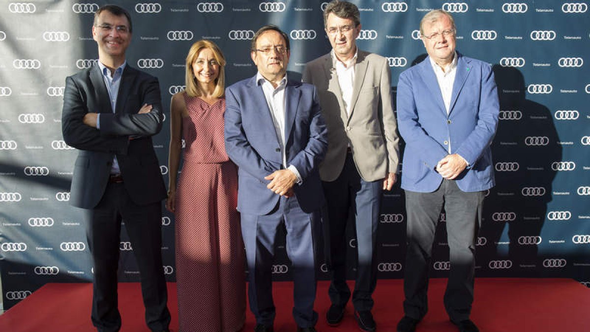 Fadda, Gancedo, Perandones, Majo y Silván, en la inauguración. F. O. PERANDONES