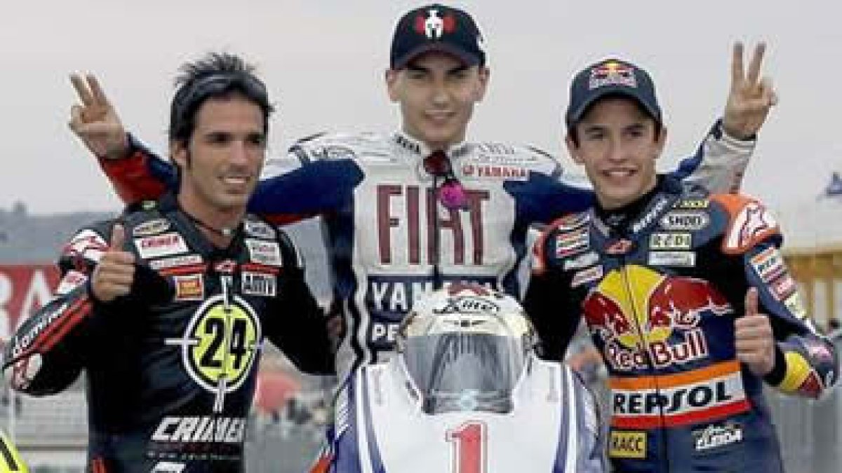 Jorge Lorenzo (MotoGP), Toni Elías (Moto2) y Marc Márquez (125), campeones del mundo 2010.