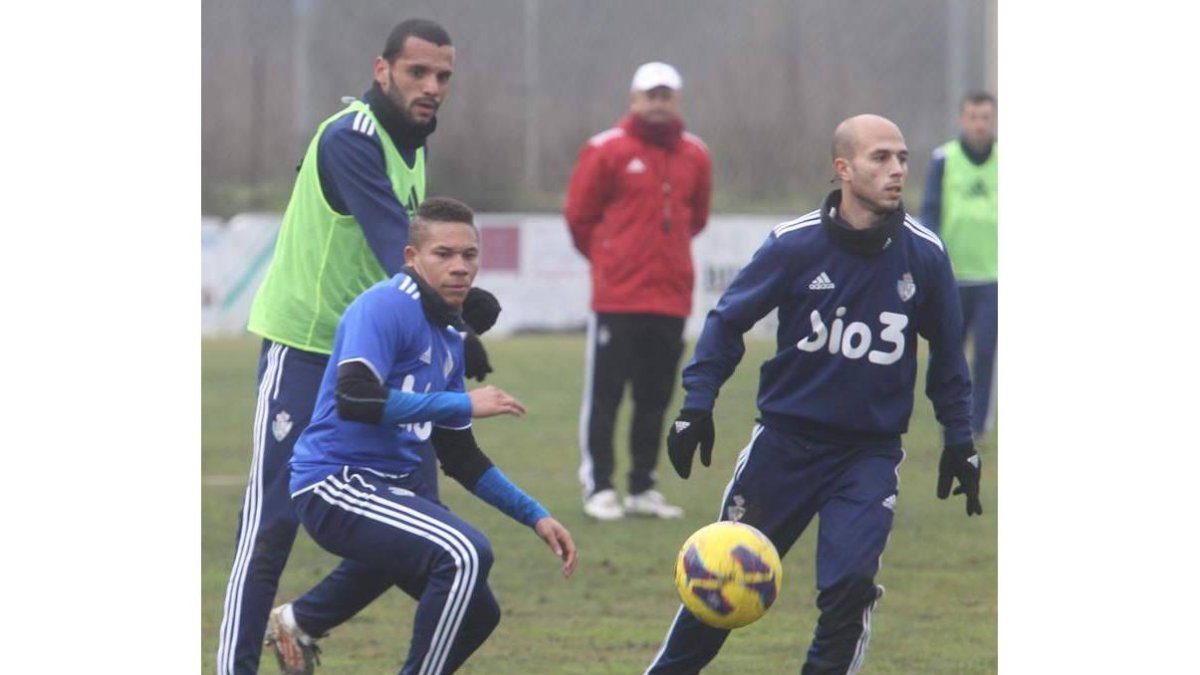 La Deportiva ya prepara el próximo partido del campeonato de Liga frente al Almería.