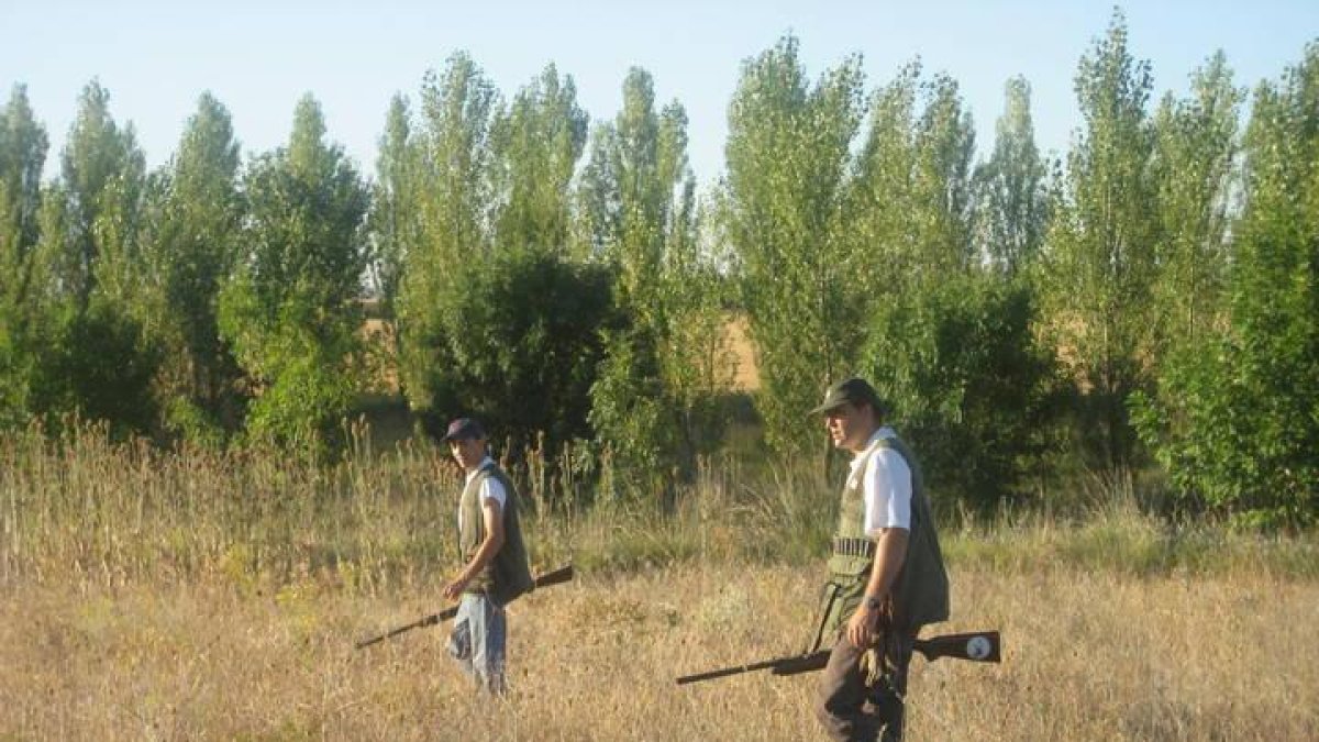 iMAGEN DE LOS CAZADORES EN LEÓN