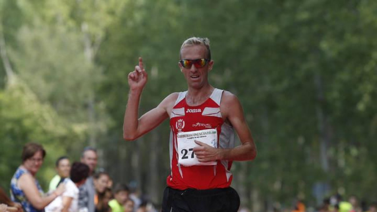 El atleta gordonés Sergio Sánchez
