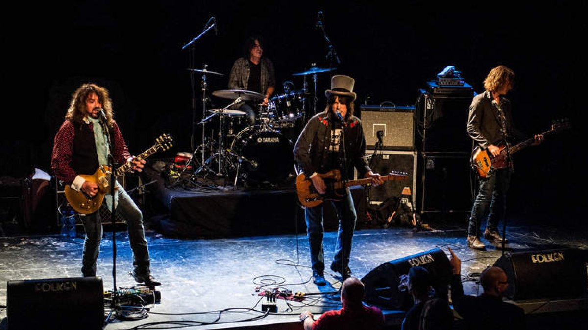 Un concierto del incombustible rockero norteamericano Dan Baird
