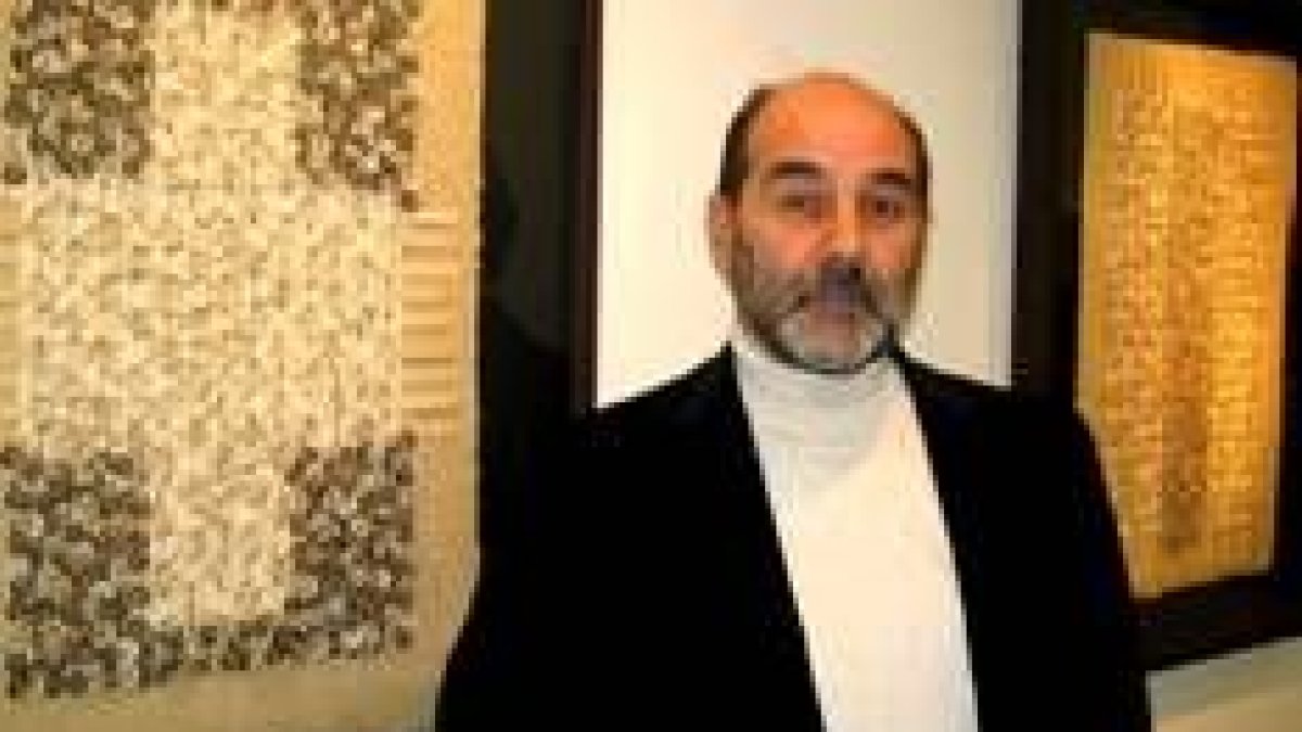 El leonés Miguel Escanciano transmite, ante todo, metáforas con sus obras