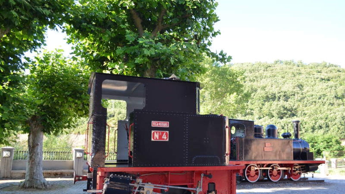 La locomotora nº 4 Vegamediana, más conocida como ‘La Potes’. CASTRO