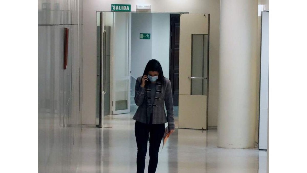 Inés Arrimadas, la pasada semana en los pasillos del Congreso de los Diputados. J.J. GUILLÉN