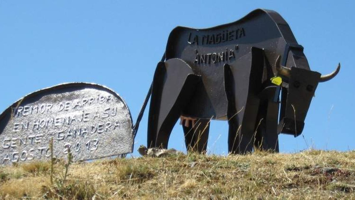La magüeta Antonia pasta ya en el paraje de Fuinas de Tremor de Arriba.