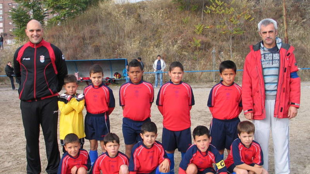 Formación del Cubillos que milita en benjamines.