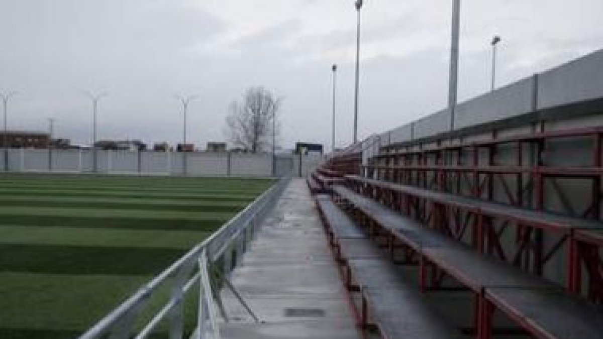 La situación del estadio de San Andrés ha sido objeto de polémica a lo largo de toda la semana.