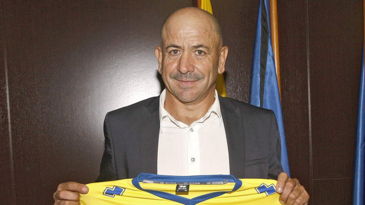 Claudio Barragán tiene en el Hércules un nuevo obstáculo para ascender a Segunda División