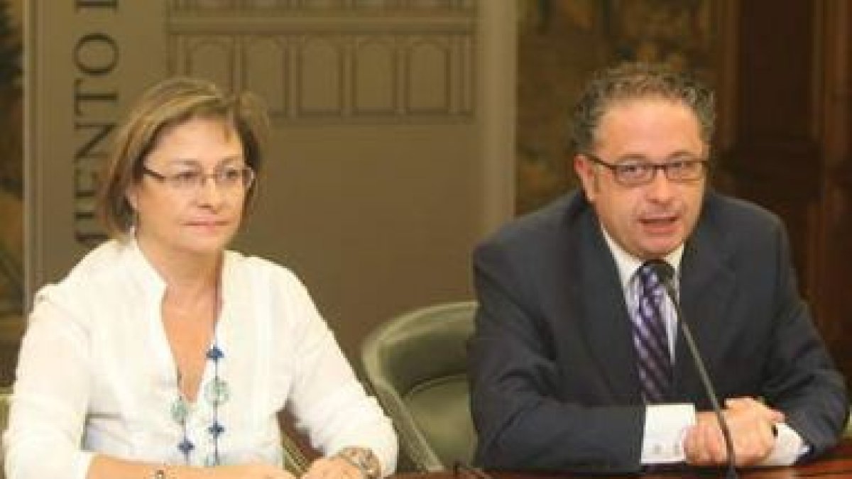 Fernández y Chamorro citaron las claves del encuentro.
