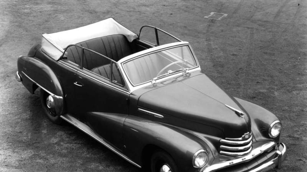 El Kapitän de 1953, pionero en los catálogos de modelos descapotables de Opel.