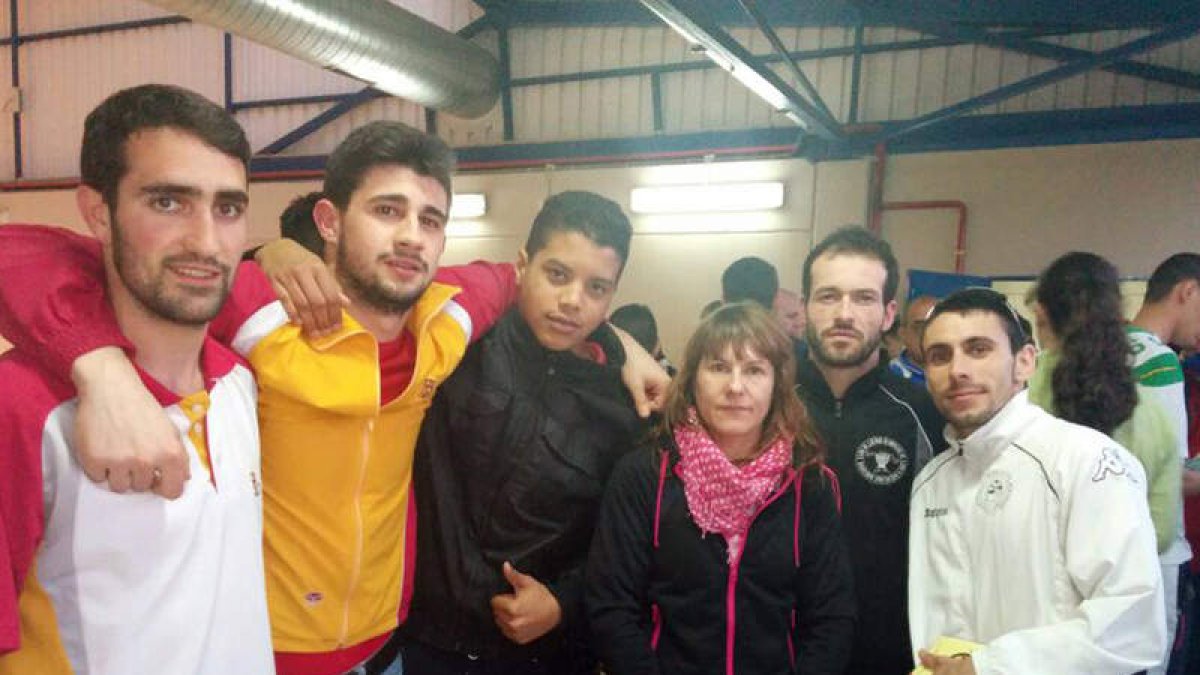 Luchadores leoneses en el Nacional del año pasado.