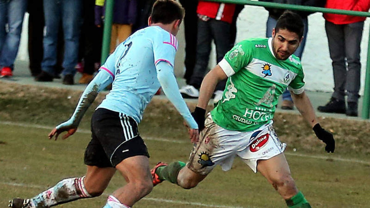 Borjas se ha convertido en el referente ofensivo del Astorga. El canario suma ya nueve goles