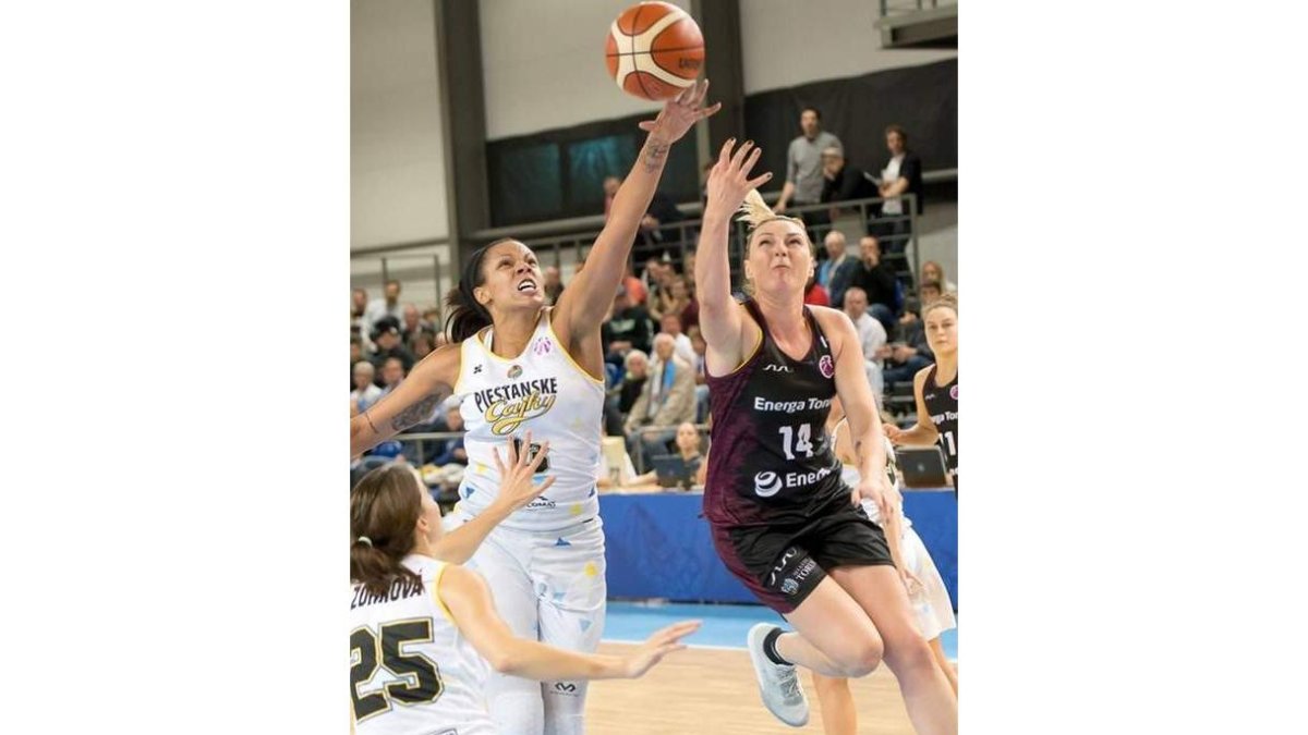 El Embutidos Pajariel cierra la plantilla con Jenna Smith. DL