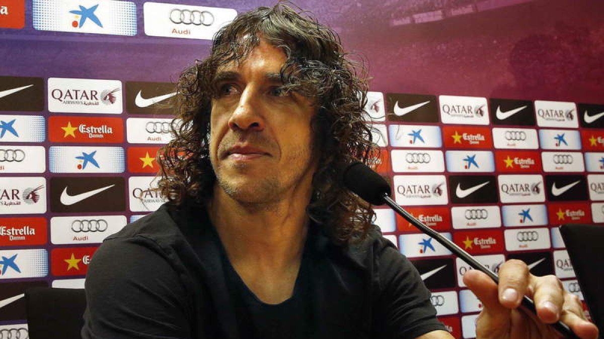 Carles Puyol durante la rueda de prensa que ofreció ayer para anunciar su marcha.