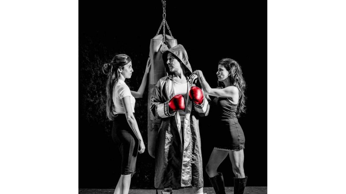 Las protagonistas pelearán para lograr el amor de El Potro Estrella, un boxeador venido a menos.