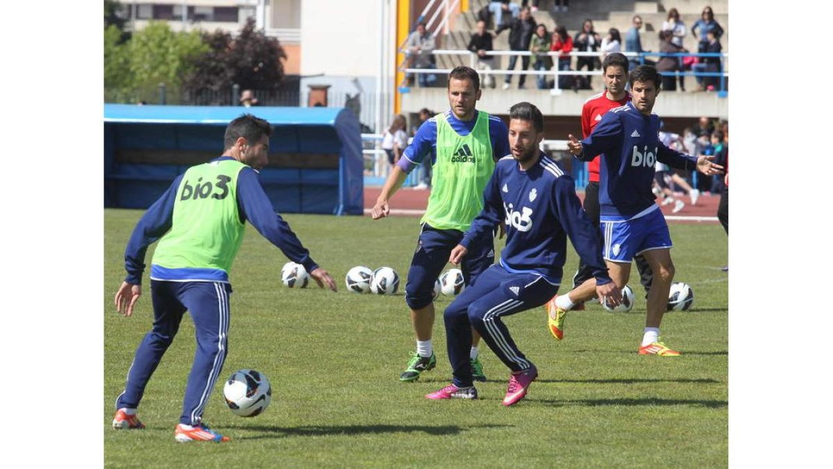 La plantilla volverá a entrenar hoy de cara al público tras hacerlo ayer a puerta cerrada.