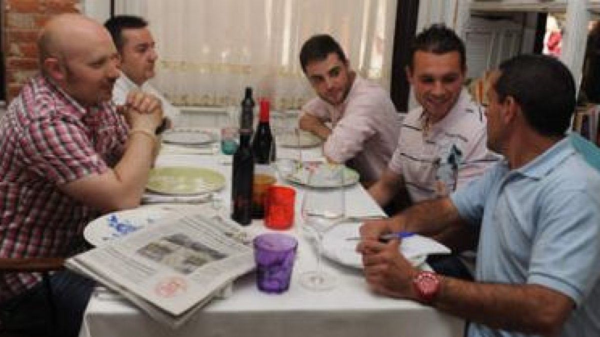 Miguel Ángel Tranca, Georgino Fernández, Sergio Cancelo Anuncibay, Diego Calzado y Ángel Fraguas.