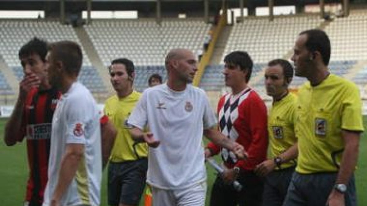 El trío arbitral no estuvo afortunado en la tarde de ayer.