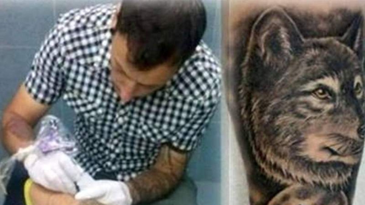 El bembibrense Miguel Villaverde, de Estudio Amanita, recogió el premio al mejor expositor en la Málaga Tatoo Convention celebrada el pasado fin de semana