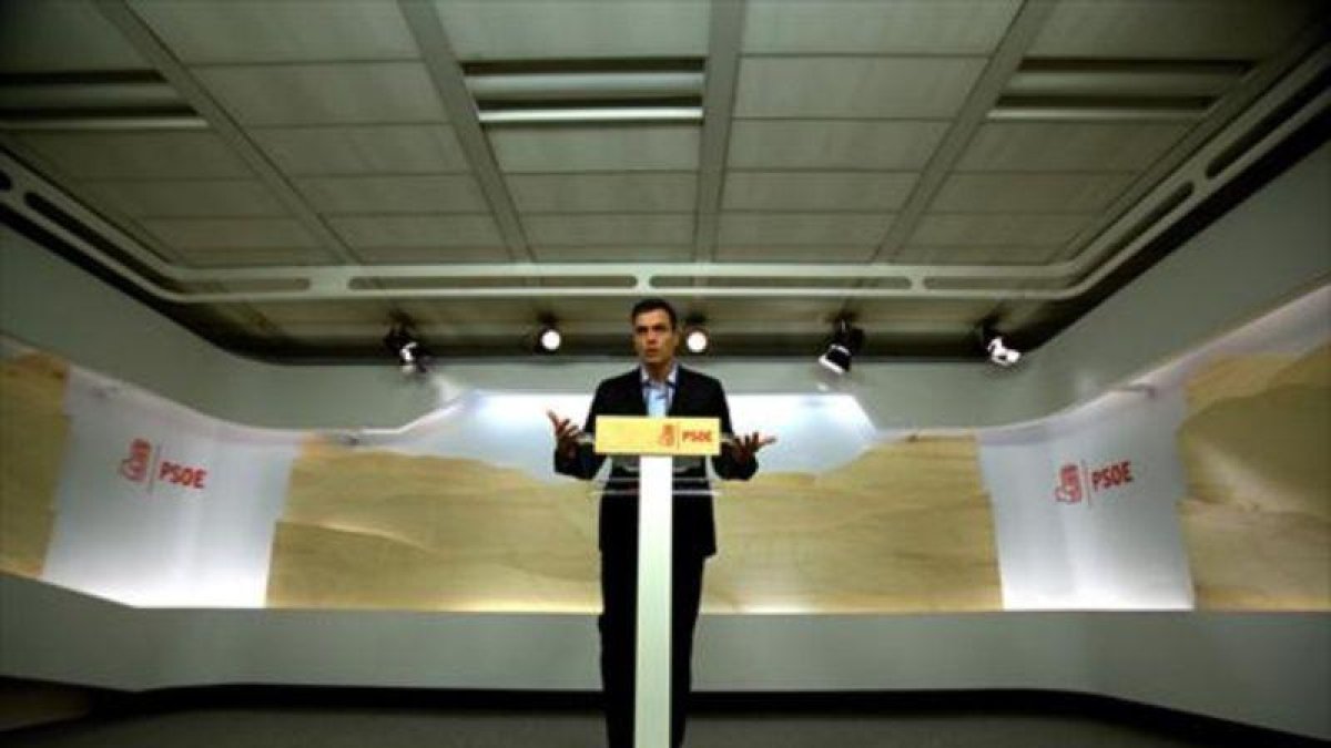 Pedro Sánchez, en la rueda de prensa tras la reunión de la ejecutiva federal que ofreció el lunes 26 de septiembre.