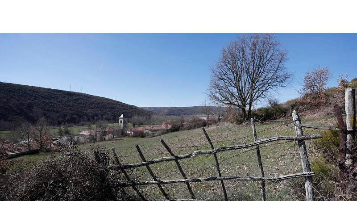 En las imágenes pueden verse algunos de los puntos de más interés de las tres localidades que conforman el Valle de Viñayo, en el municipio de Carrocera. Un pedazo de la montaña central leonesa de gran valor patrimonial, paisajístico, geológico y biológic