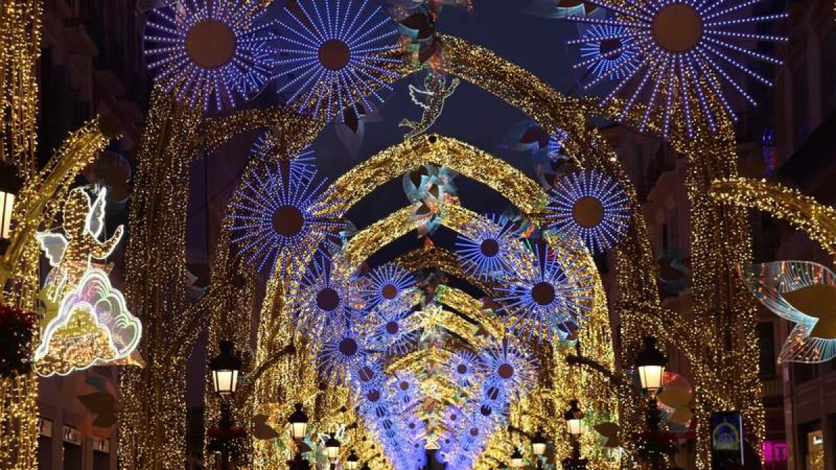 Luces de Navidad de la calle Larios en Málaga. DANIEL LUQUE