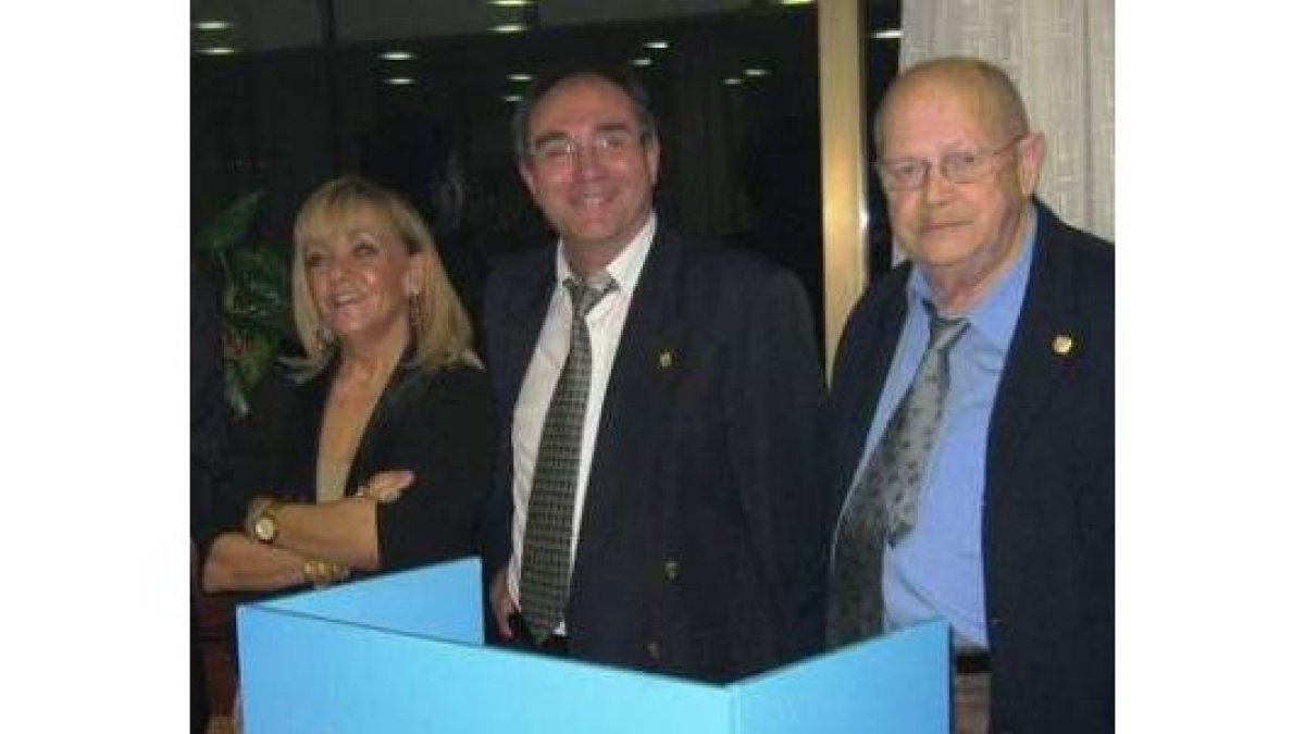 Carrasco, Benavides y López, antes de la cena.