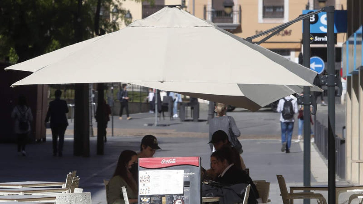 La hostelería y el ocio serán los impulsores de empleo. RAMIRO