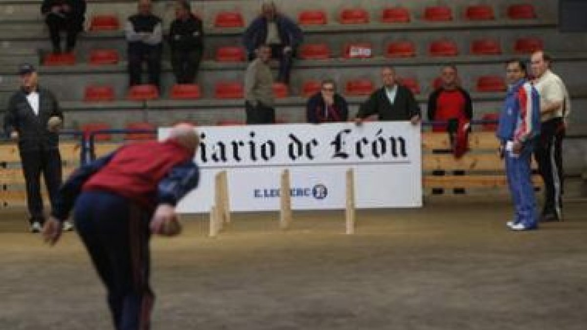 Luis García, izquierda, fue superado en absolutos por Bartolomé.