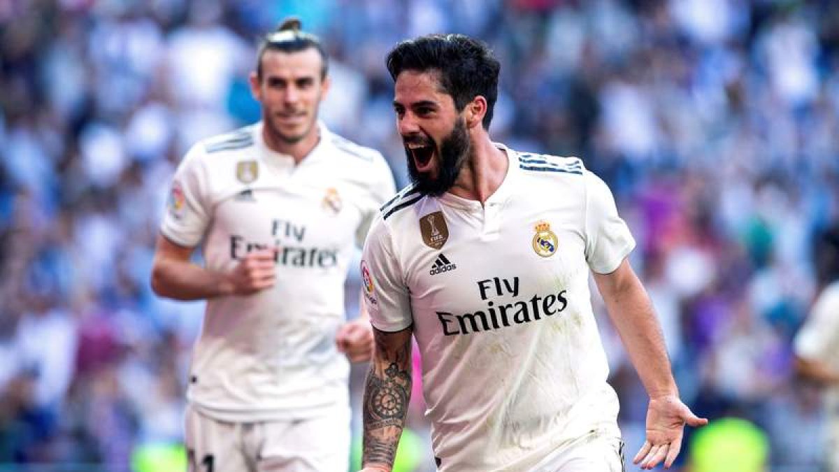 Isco puede regresar hoy a la titularidad frente a un Valencia que también llega necesitado. R. JIMÉNEZ