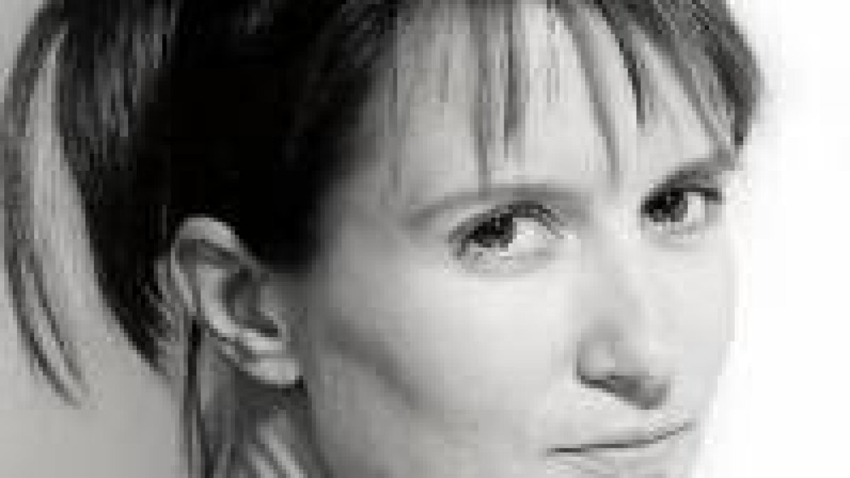 La violinista rusa Viktoria Mullova estará hoy en León