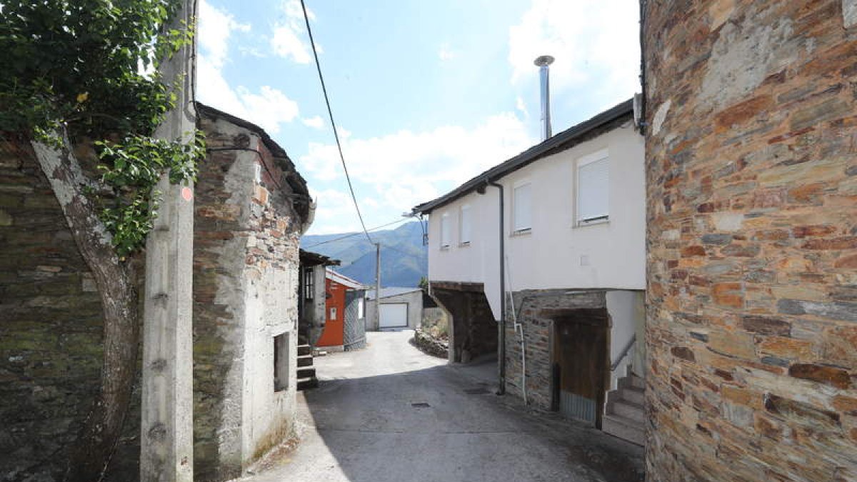 El pueblo de Oencia, en imagen de archivo. ANA F. BARREDO