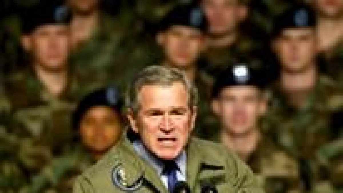 Imagen del presidente de los EE. UU. durante el discurso que pronunció en Fort Hood