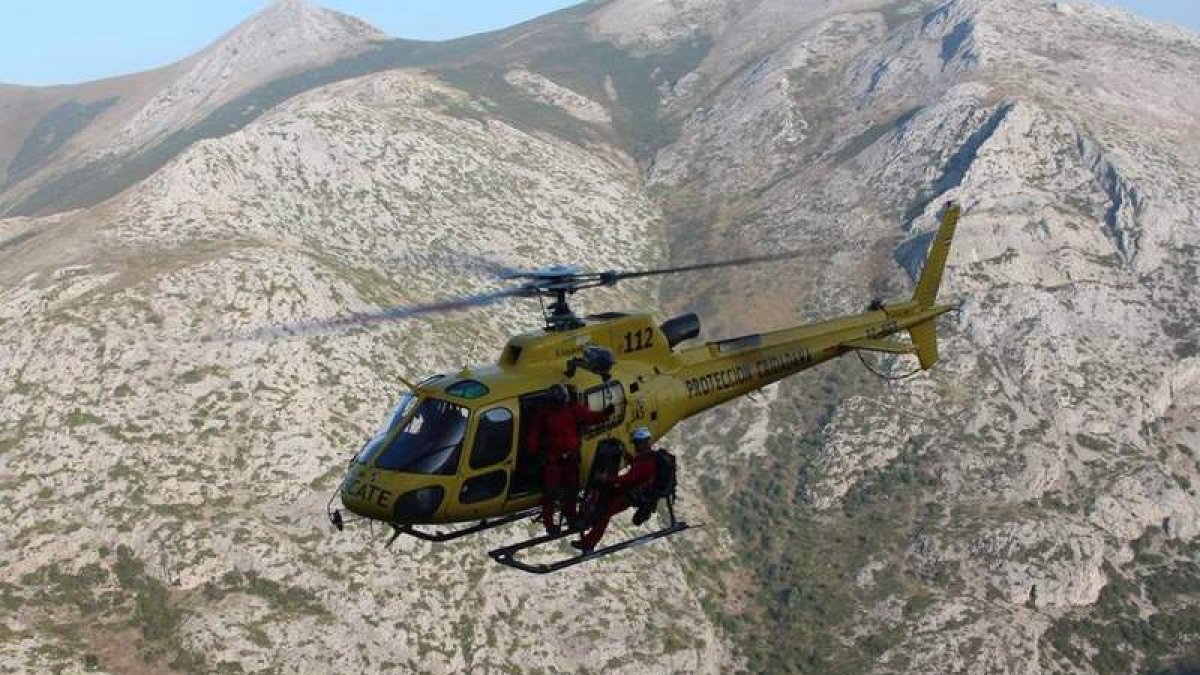 El Grupo de Rescate y Salvamento durante una de sus intervenciones. JCYL