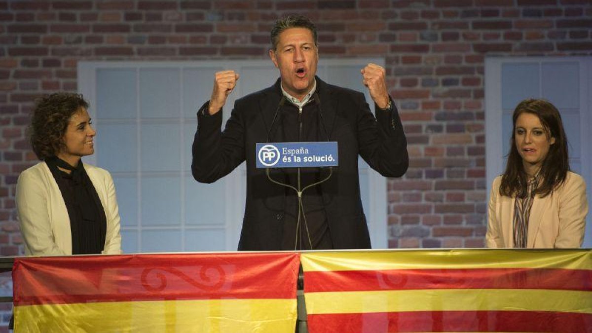 Finalizó su locución con un A por ellos.