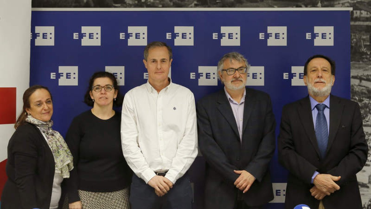 Expertos nefrólogos del país celebraron ayer una reunión en Madrid para hablar de la enfermedad. I.I.
